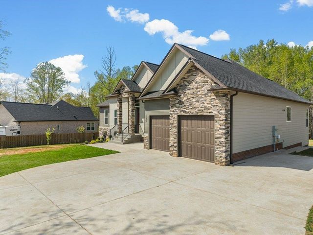 346 Jordan Creek Road, Inman, SC 29349