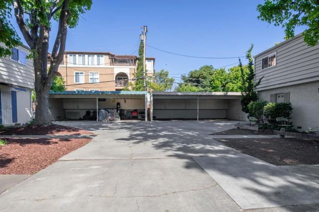 828 Opal Drive, San Jose, CA 95117