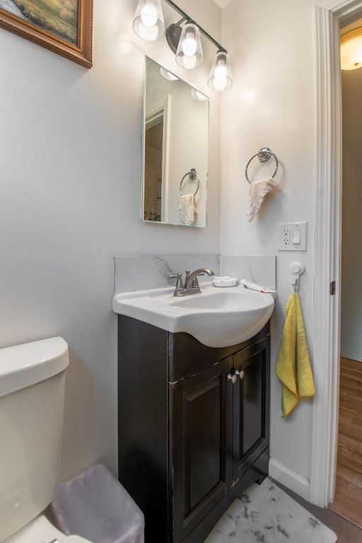 Image 25 of property listing at 828 Opal Drive, San Jose, CA 95117