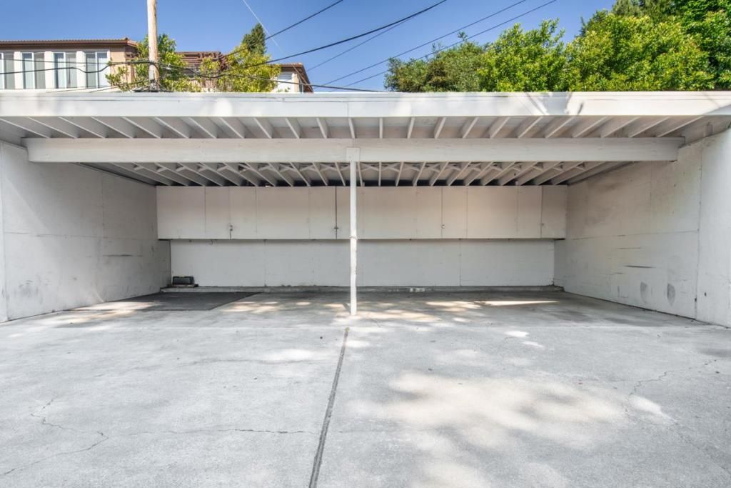 Image 31 of property listing at 828 Opal Drive, San Jose, CA 95117