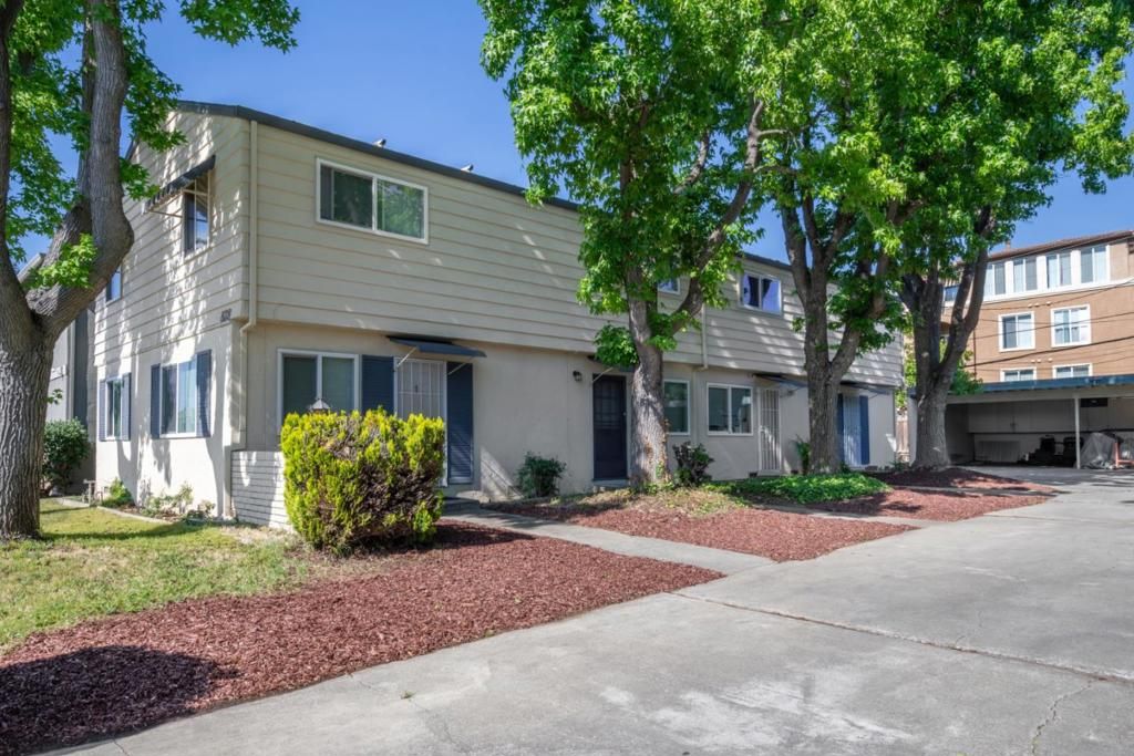 Image 37 of property listing at 828 Opal Drive, San Jose, CA 95117