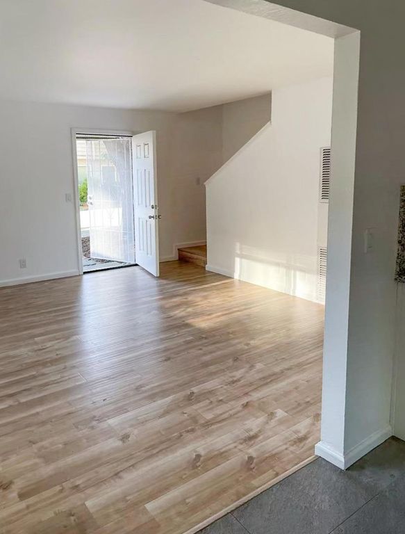 Image 8 of property listing at 828 Opal Drive, San Jose, CA 95117