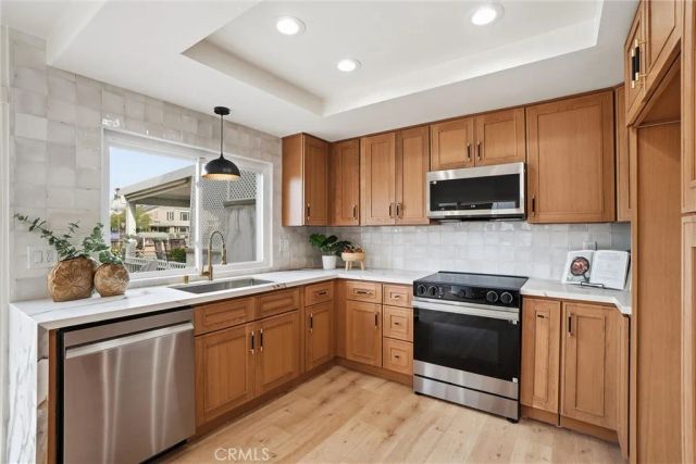 22706 Wood Lake, Lake Forest, CA 92630