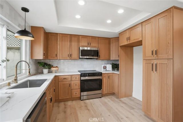 22706 Wood Lake, Lake Forest, CA 92630