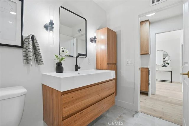 22706 Wood Lake, Lake Forest, CA 92630