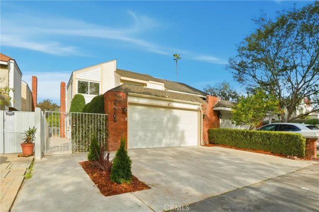 22706 Wood Lake, Lake Forest, CA 92630