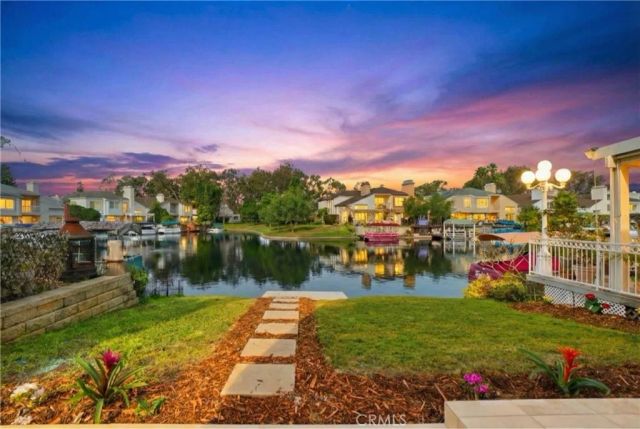 22706 Wood Lake, Lake Forest, CA 92630