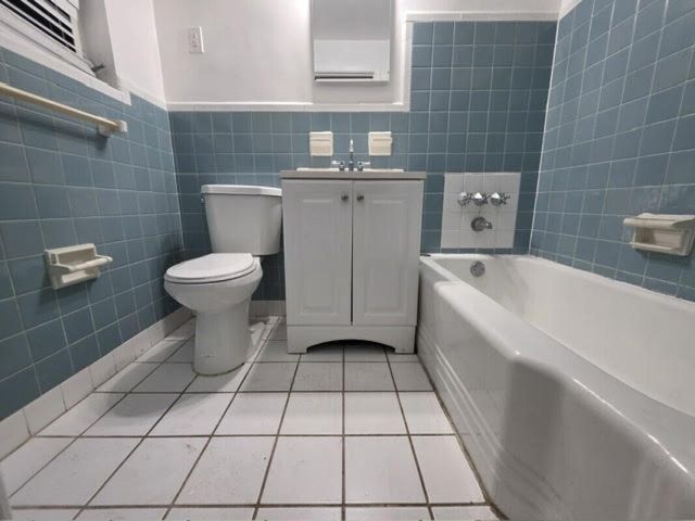 100 Isle Of Venice Drive 4, Fort Lauderdale, FL 33301