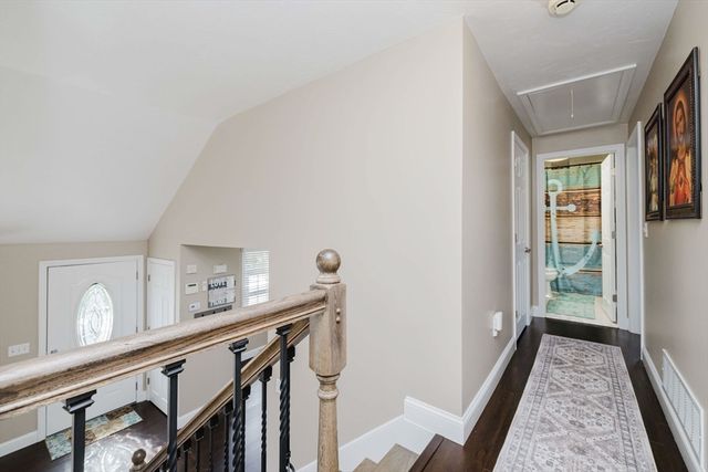 86 Cranesbill Rd, Taunton, MA 02780