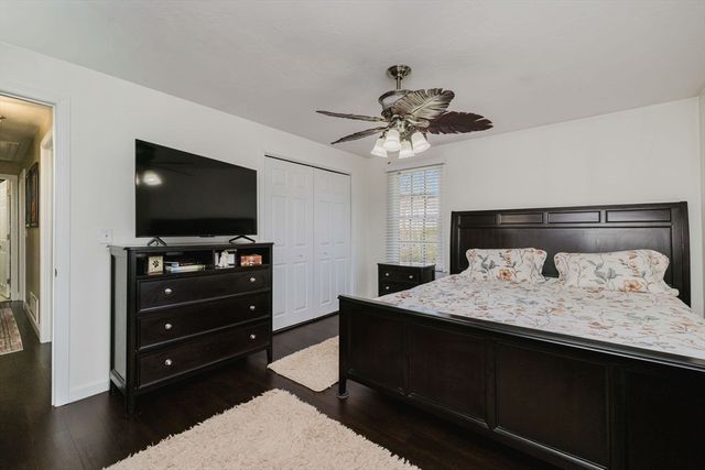 86 Cranesbill Rd, Taunton, MA 02780