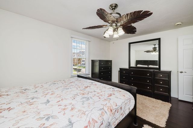 86 Cranesbill Rd, Taunton, MA 02780