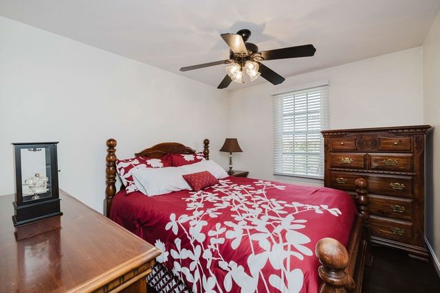 86 Cranesbill Rd, Taunton, MA 02780