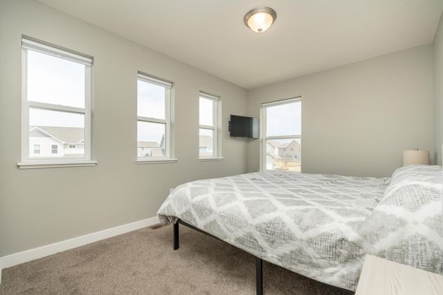 3165 Sunshine Curve NW, Prior Lake, MN 55352