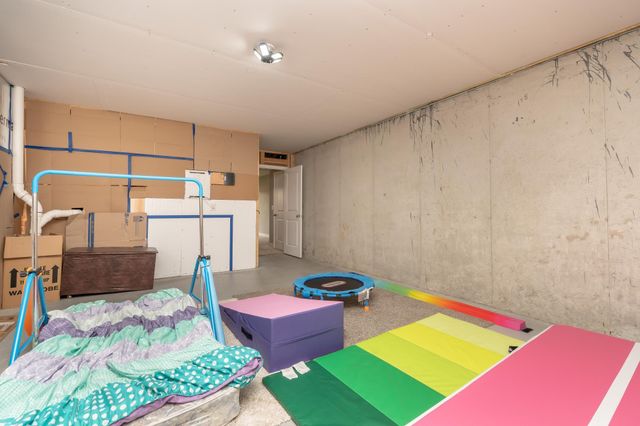 3165 Sunshine Curve NW, Prior Lake, MN 55352