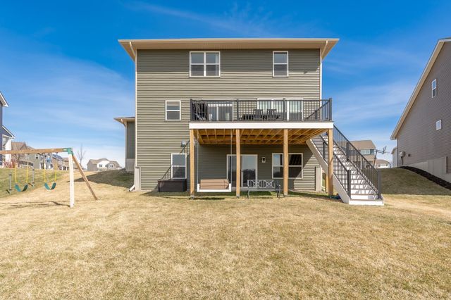 3165 Sunshine Curve NW, Prior Lake, MN 55352