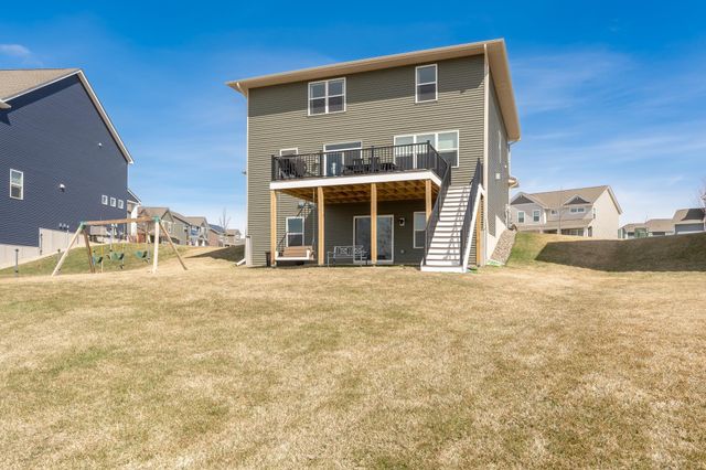 3165 Sunshine Curve NW, Prior Lake, MN 55352