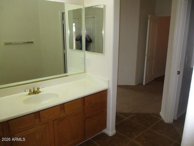 694 E SADDLE Way, San Tan Valley, AZ 85143