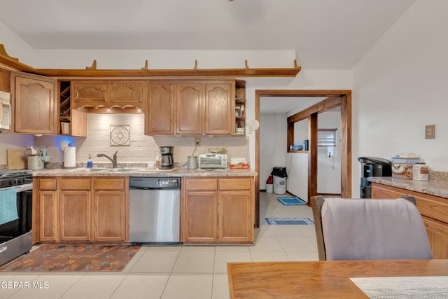 14331 SANTIESTEBAN Lane, El Paso, TX 79938