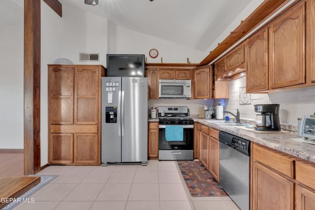 14331 SANTIESTEBAN Lane, El Paso, TX 79938