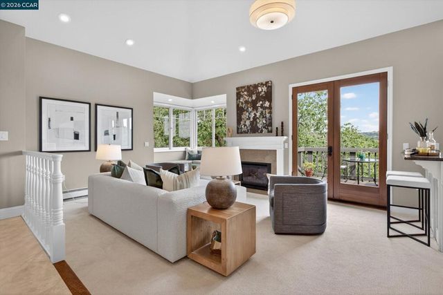 4105 Coralee Ln, Lafayette, CA 94549