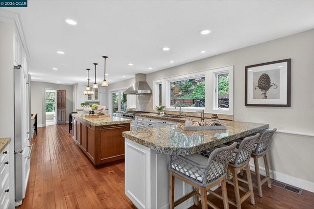 4105 Coralee Ln, Lafayette, CA 94549