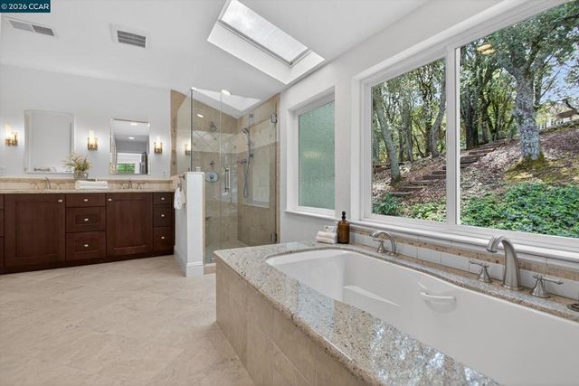 4105 Coralee Ln, Lafayette, CA 94549
