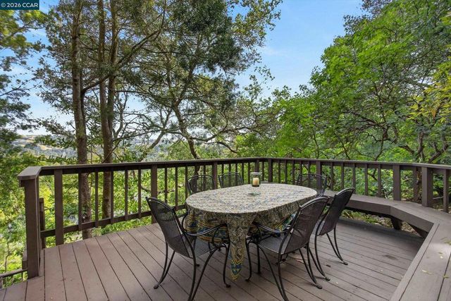 4105 Coralee Ln, Lafayette, CA 94549
