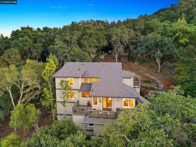 4105 Coralee Ln, Lafayette, CA 94549