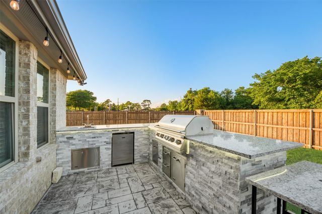 2606 Gavin Drive, Mansfield, TX 76063