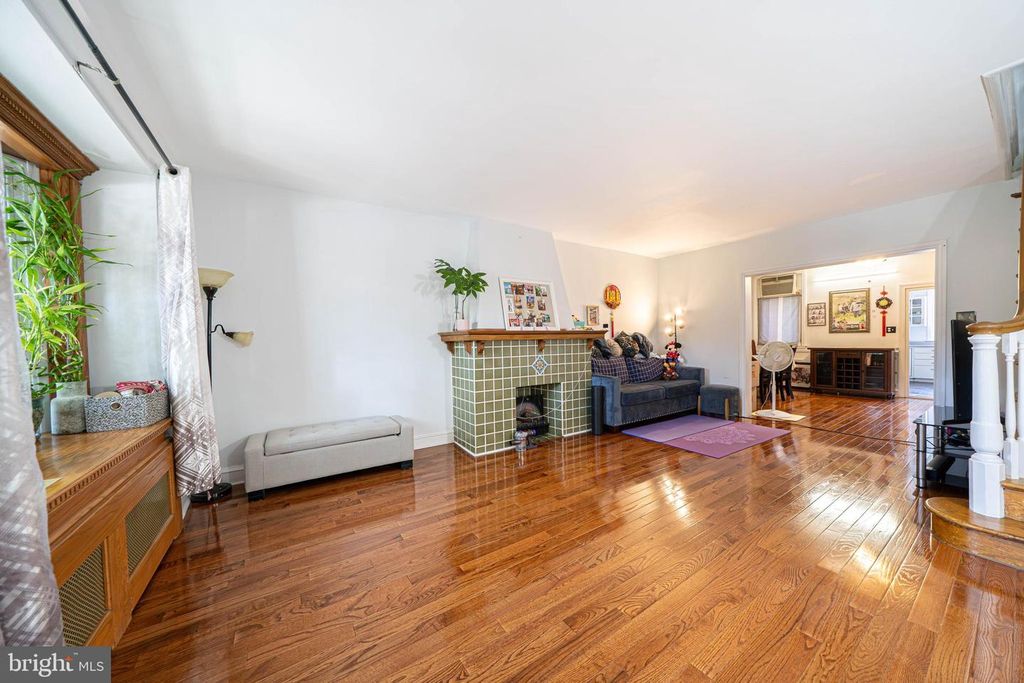 3241 WELLINGTON ST, PHILADELPHIA, PA 19149 — photo 2