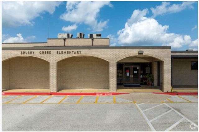 1421 Hargis CRK, Austin, TX 78717