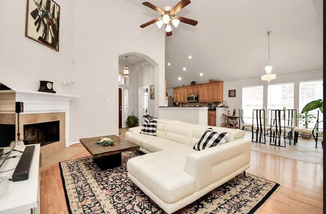 2610 Silverton Bend, Rosenberg, TX 77471