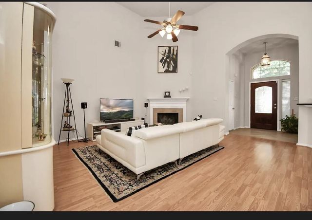 2610 Silverton Bend, Rosenberg, TX 77471