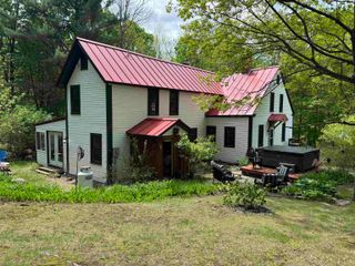 197 Circuit Road, Ossipee, NH 03864