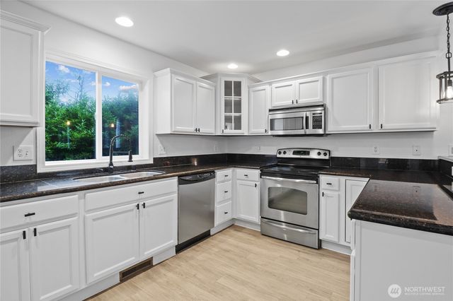 4604 28th Avenue SE, Lacey, WA 98503