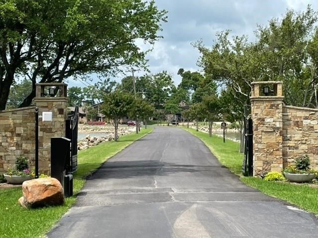 108 Enchanted Isles Circle, Mabank, TX 75156
