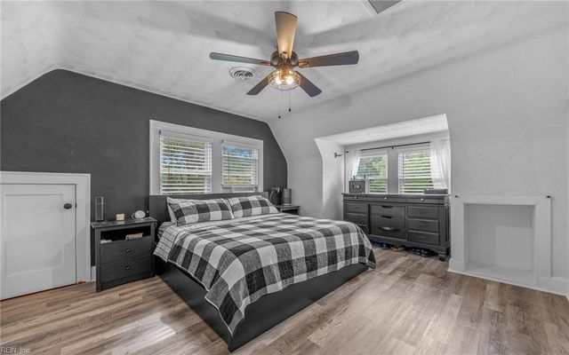 4020 Greenway CT W, Portsmouth, VA 23707