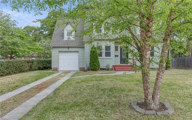 4020 Greenway CT W, Portsmouth, VA 23707
