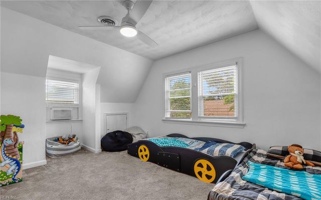4020 Greenway CT W, Portsmouth, VA 23707