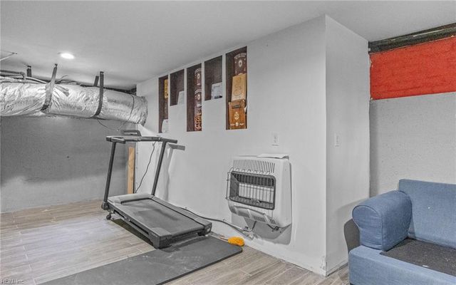 4020 Greenway CT W, Portsmouth, VA 23707