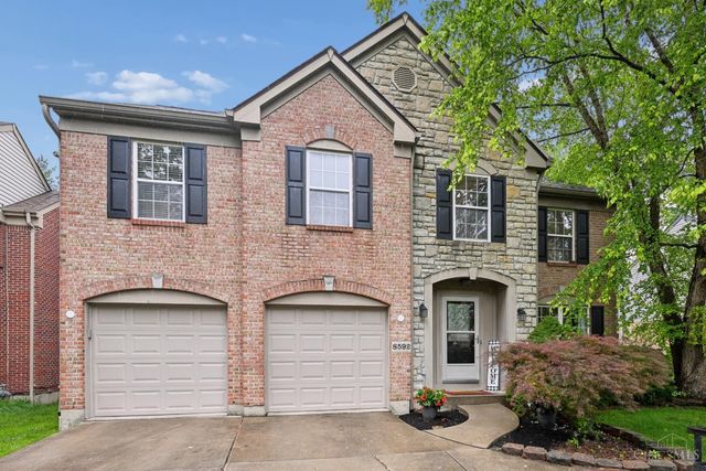 8592 Sunmont Drive, Anderson Twp, OH 45255