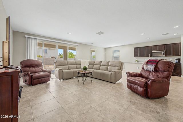 29981 W Earll Drive, Buckeye, AZ 85396