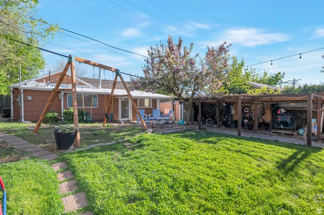 2457 E 2100 S, Salt Lake City, UT 84109