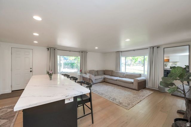 2457 E 2100 S, Salt Lake City, UT 84109