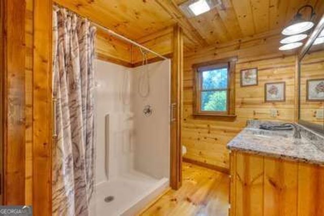 305 Whispering Hills Road, Murphy, NC 28906