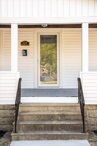 424 Van Raalte Avenue, Holland City, MI 49423