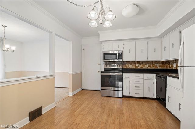 32635 Jefferson Drive 35, Solon, OH 44139
