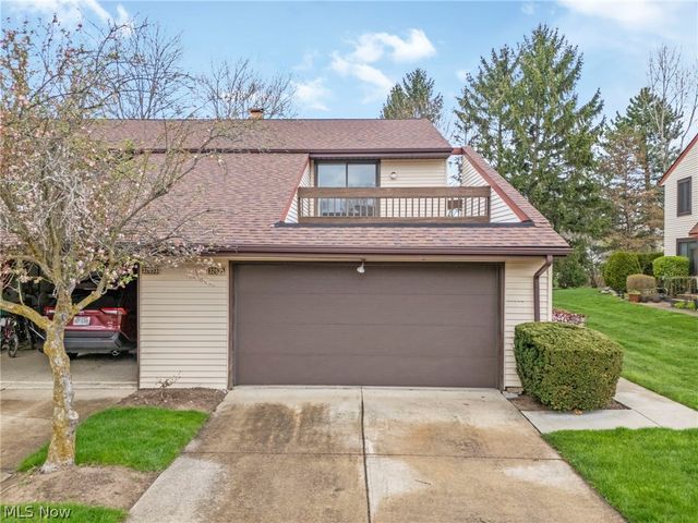 32635 Jefferson Drive 35, Solon, OH 44139