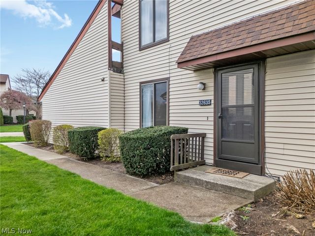 32635 Jefferson Drive 35, Solon, OH 44139