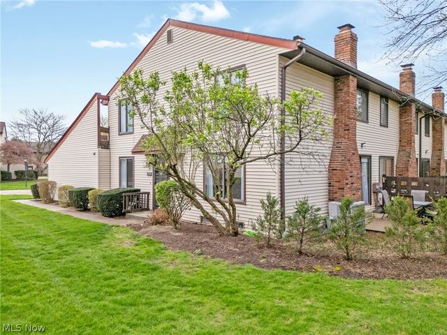 32635 Jefferson Drive 35, Solon, OH 44139